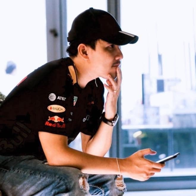 Ittipon Sangnoun หรือ Flow Animat Motion